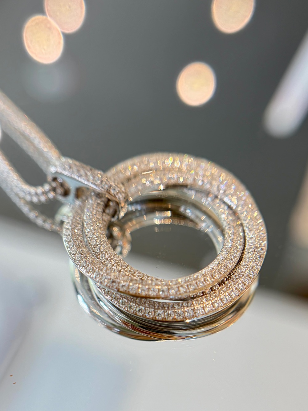 New Certified S925 Sterling Silver Triple Intertwined Ring Pendant Necklace 9.69